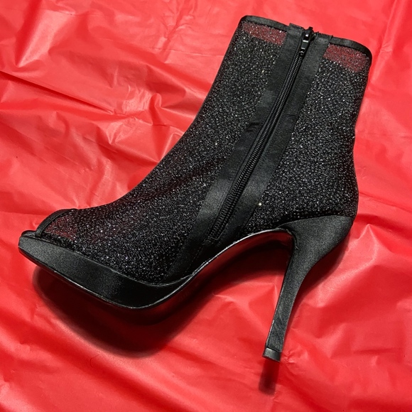 Caparros Shoes - Black Mesh Heeled Boot